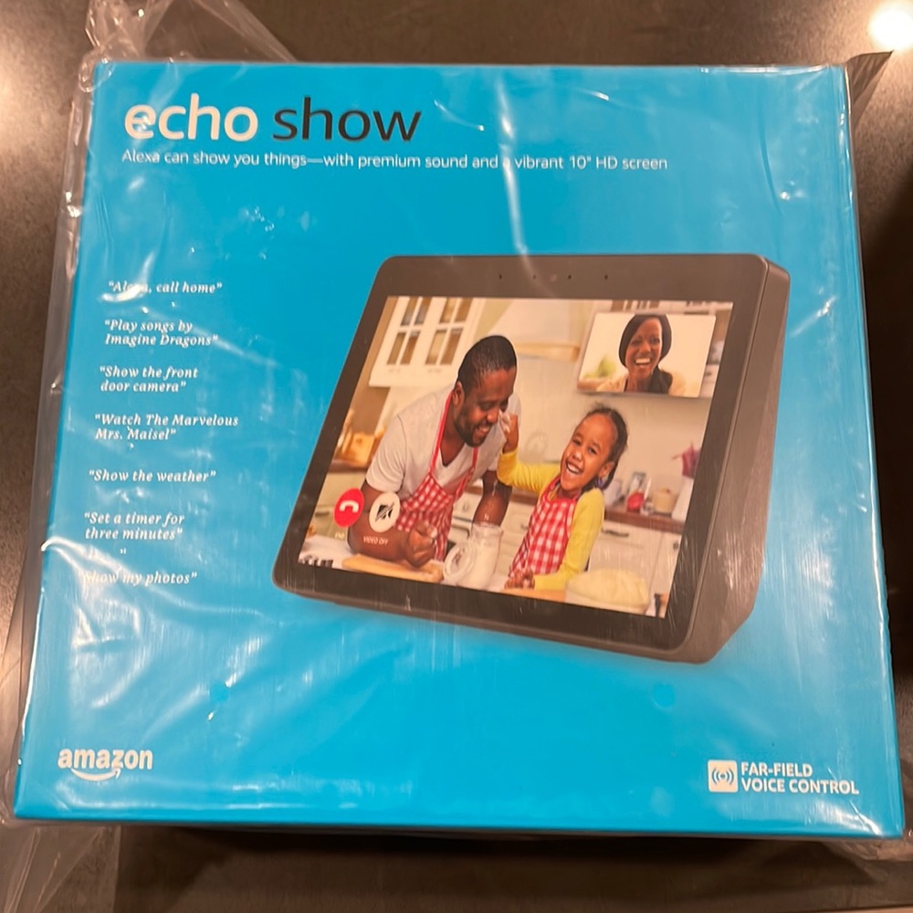Echo Show 10” HD screen